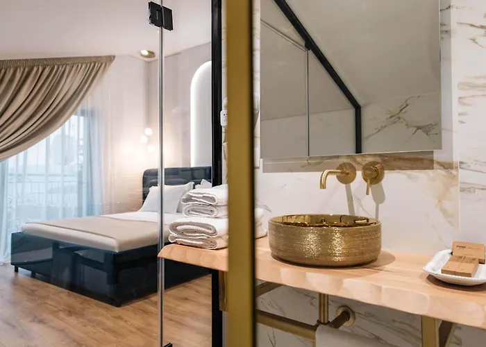 Mae Select Hotel Sarandë