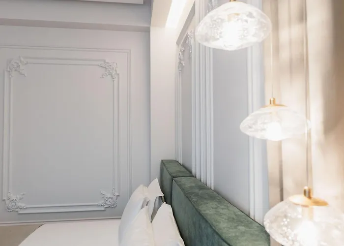 Mae Select Саранда