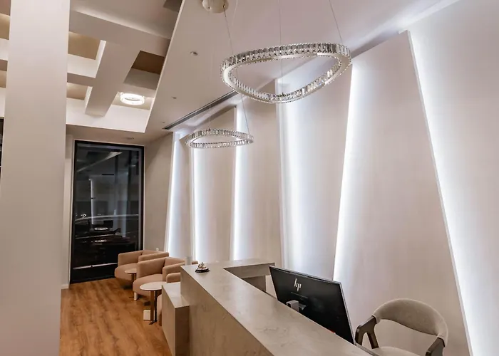 Mae Select Отель Саранда