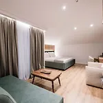 Mae Select Hotel Sarande