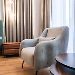 Hotel Mae Select