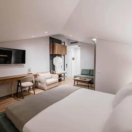 Mae Select Hotel Saranda